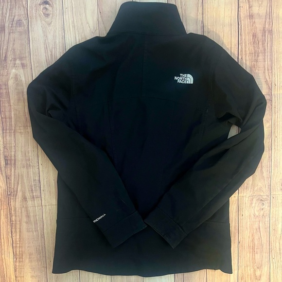 Northface Windfall Jacket - Picture 2 of 2